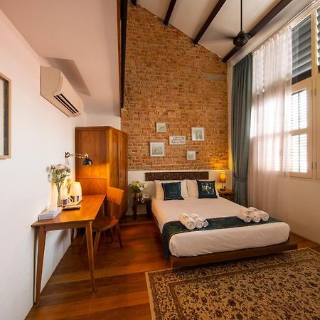 Sweet Cili Boutique Hotel George Town Exterior photo