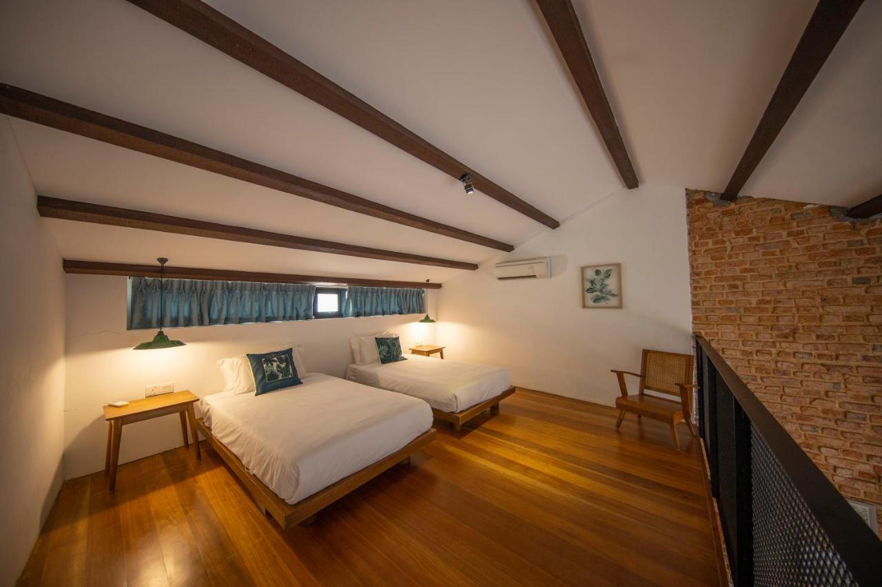 Sweet Cili Boutique Hotel George Town Exterior photo