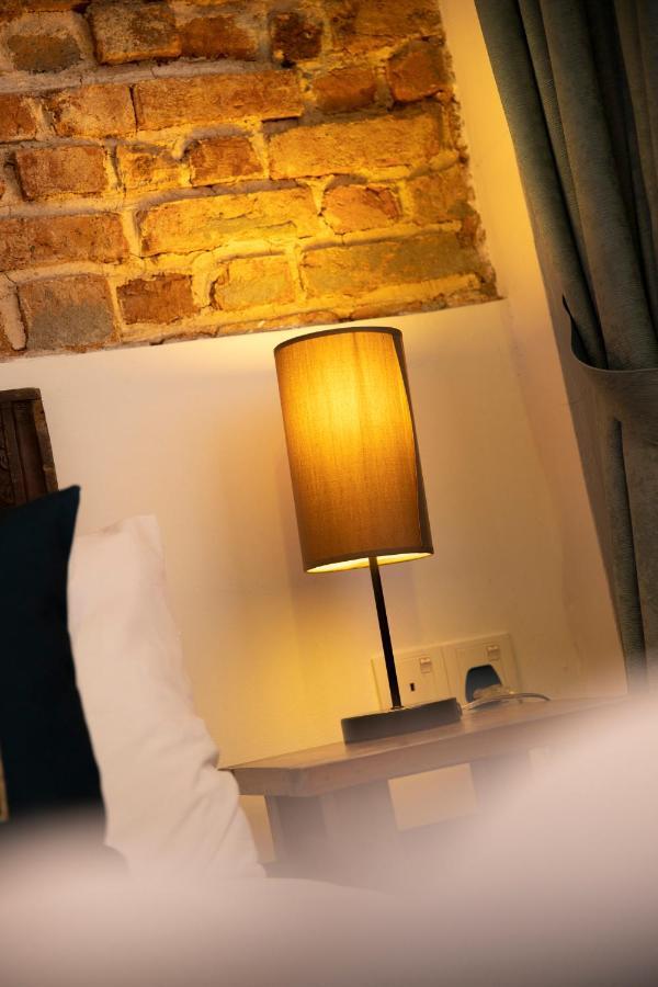 Sweet Cili Boutique Hotel George Town Exterior photo